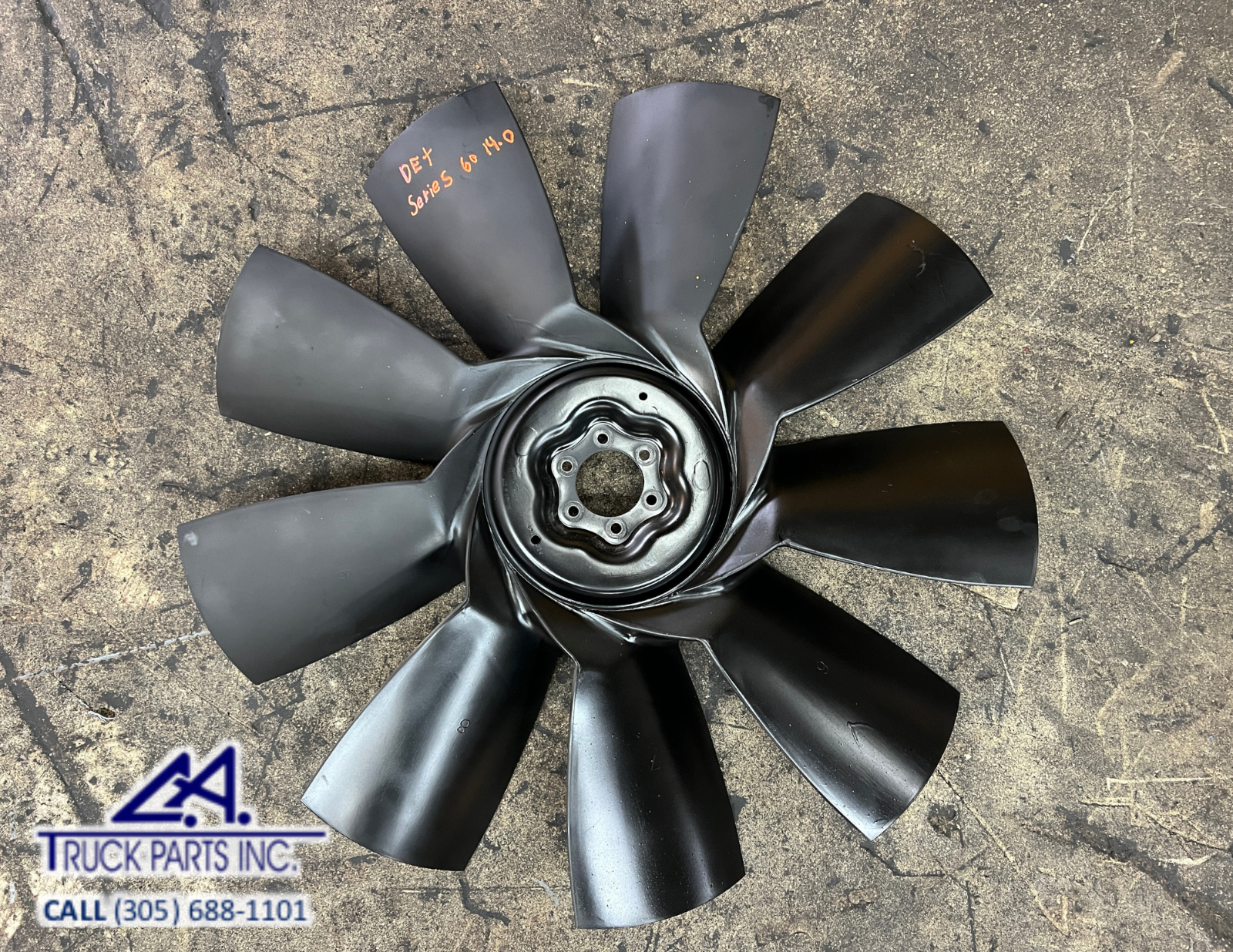 Detroit Series 60 14.0L Borg Warner Fan, 32 Inches, 9 Blades