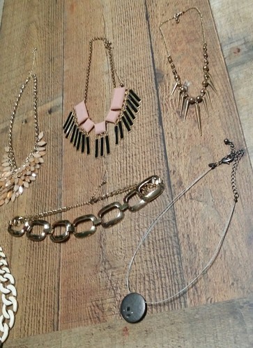 Jewlery Lot Choker Beaded Short 7 chains Mixed Chicos Street wear DRESSY