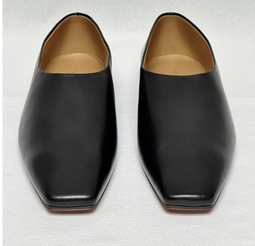 靴 THE ROW SQUARE TOE PUMP Square Loafer Pump – La Garçonne