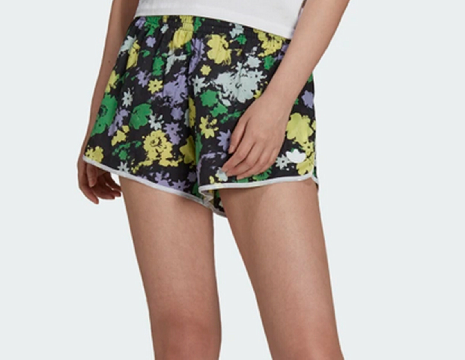 ★adidas originals★W RUFFLE SHORTS★追跡可 s-l1200.jpg