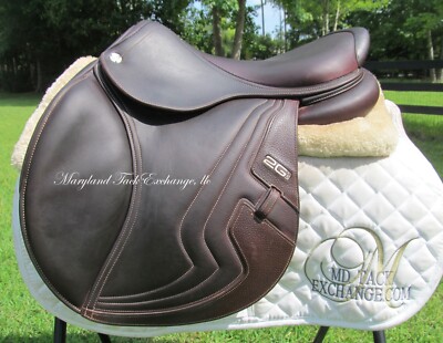 17'' CWD SE25 2GS BUFFALO close contact jumping saddle 1L flap-2018 MODEL-PERFECT