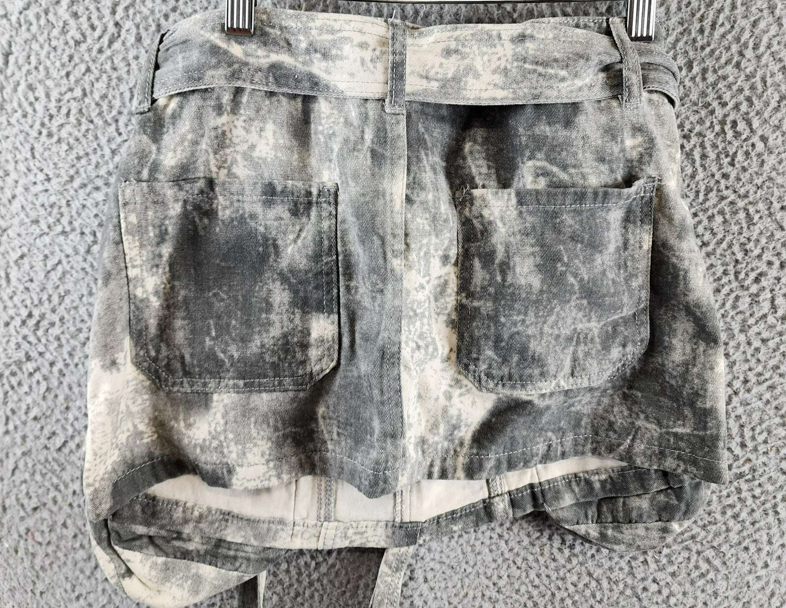 Madonna & Co. Cargo Denim Mini Skirt Women's L Gray Acid Wash Button Zip Closure - Picture 11 of 13