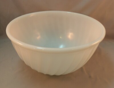 Fire-King JaditeJadeite 4 78 Beaded-Edge Mixing Bowl