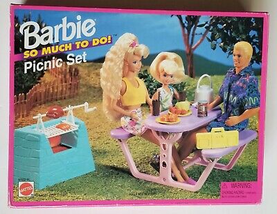 NEW FACTORY SEALED* 1995 Barbie So Much To Do! Picnic Set table radio plate food