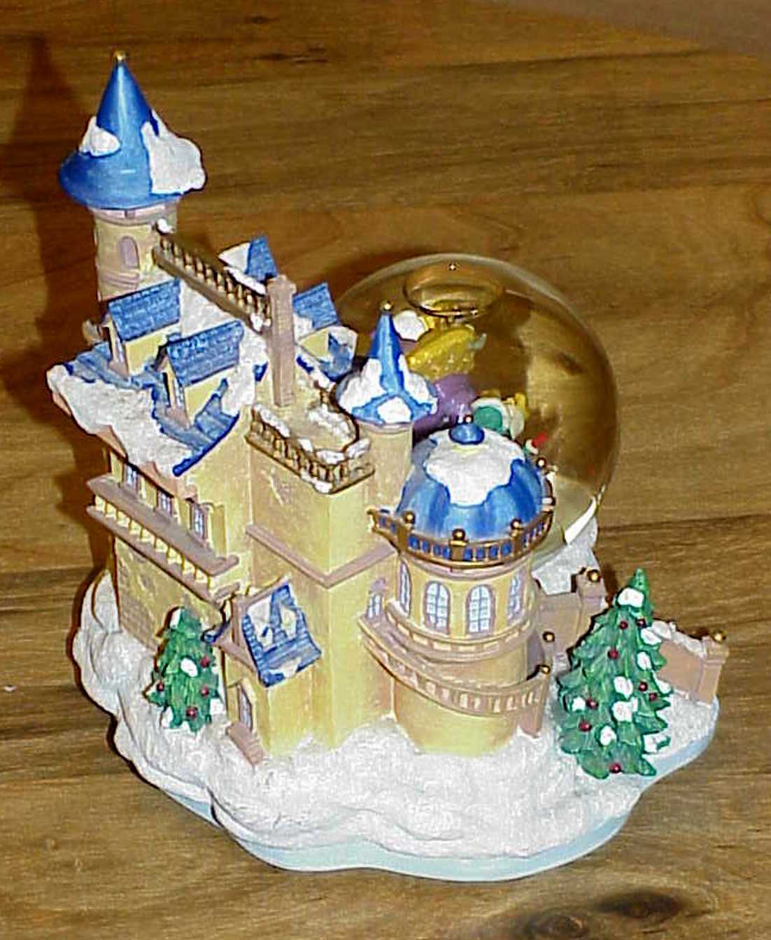 Disney Beauty and the Beast Castle Winter Ice Skating Snow Globe ~ Fast Shipping