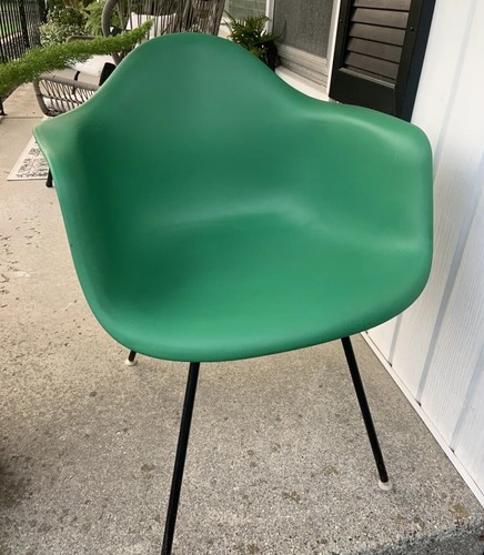 Eames アームシェル　1stモデル Xベース シーフォームグリーン Eames アームシェル 1stモデル Xベース シーフォームグリーン