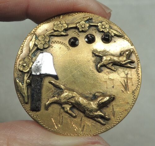ANTIQUE BRASS PICTURE BUTTON ~ DOGS RUNNING AWAY FROM DOGHOUSE
