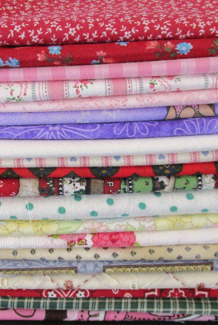 Mixed Lot of 30 Fat Quarters Fabric Quilting #2