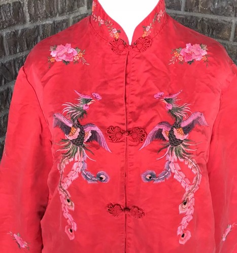Vintage Chinese Golden Bee Red Kimono Robe Sz 40 Frog Buttons Embroidery Birds