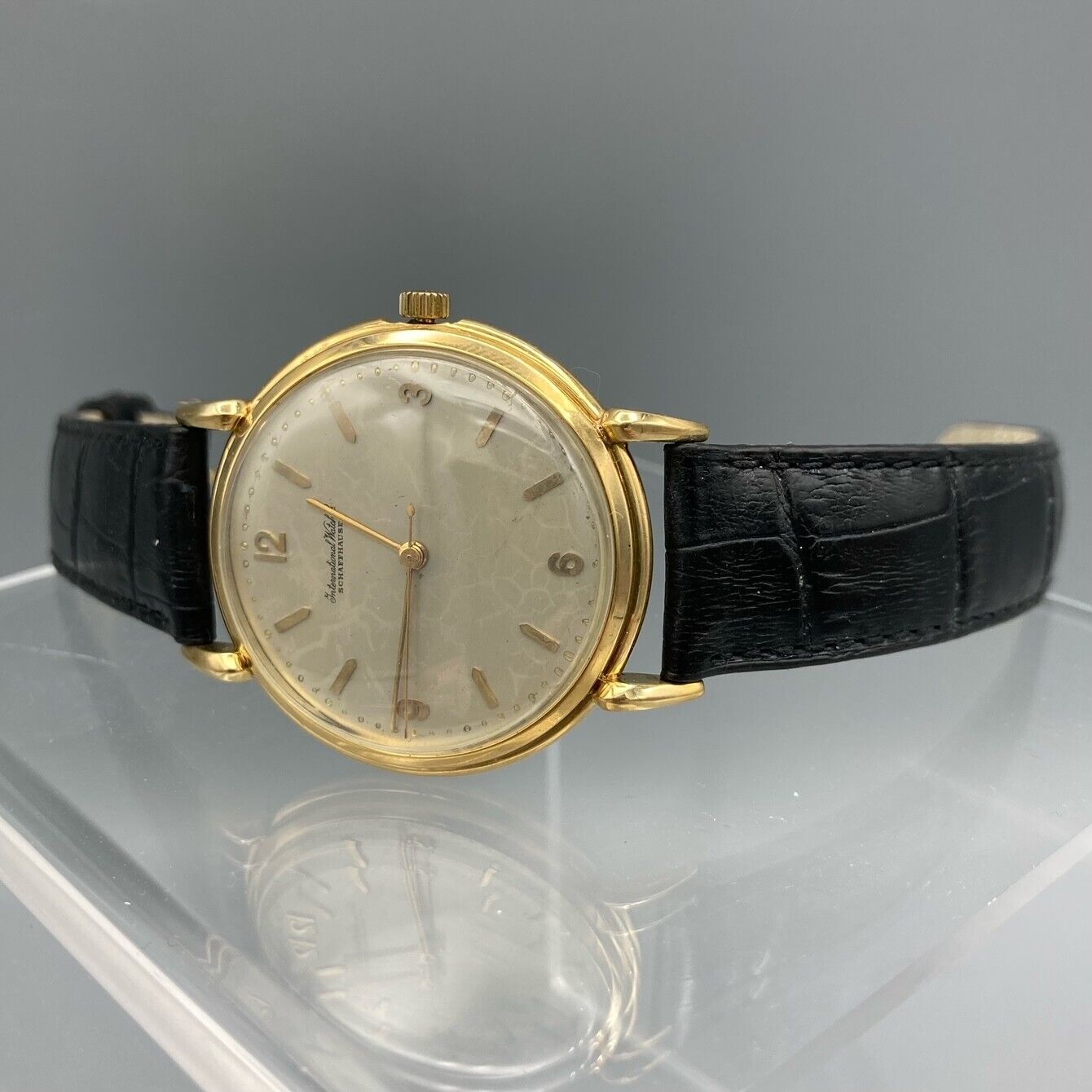 Vintage 1950s IWC Schaffhausen in 18K Yellow Gold Ref.149 | eBay Vintage 1950s IWC Schaffhausen in 18K Yellow Gold Ref.149 | eBay