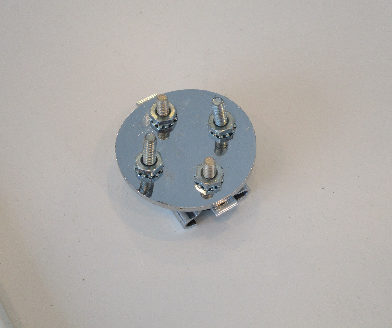 Vg+ Ludwig chrome clip-on tom bracket mount assy.