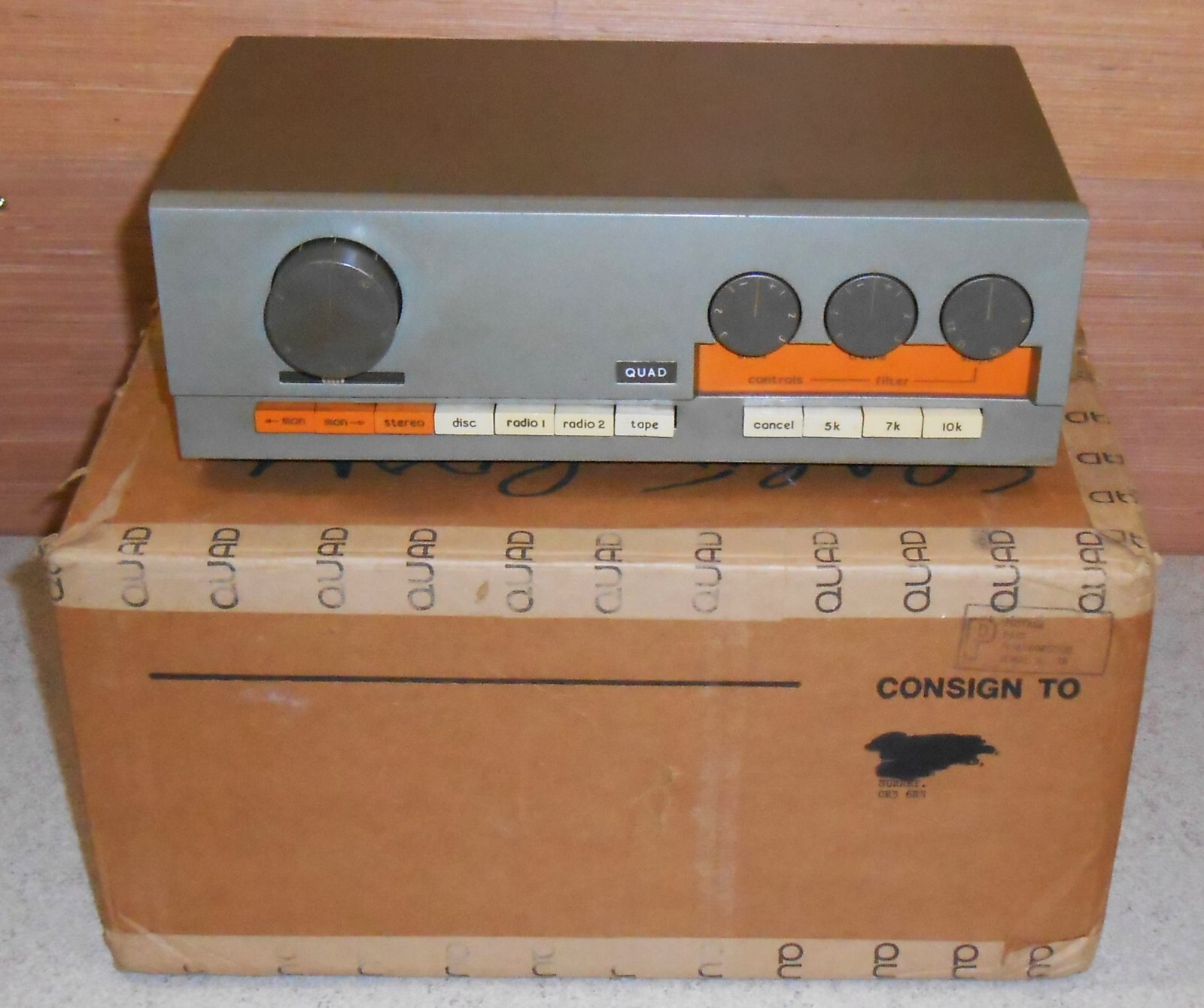 Quad 33 Boxed, in Very Nice Condition Powersup but no Audio Output