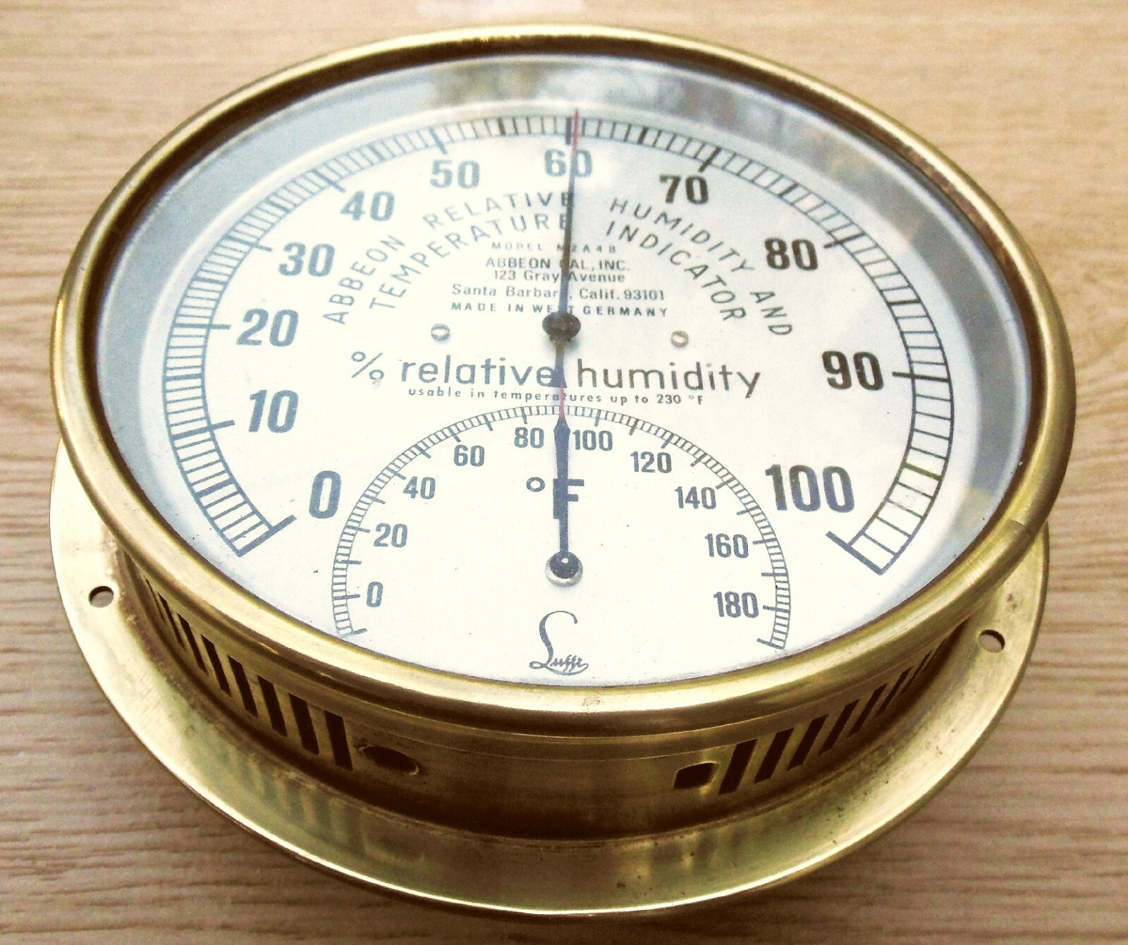 ABBEON MODEL M2A4B RELATIVE HUMIDITY TEMPERATURE INDICATOR    MADE IN GERMANY