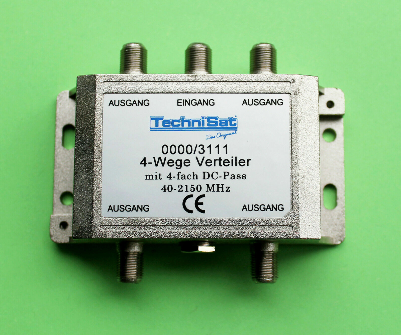 TechniSat 4 Wege Sat Verteiler mit 4x CD Durchlass 0000/3111