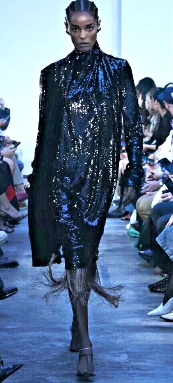 パーティードレス Khaite Integrated Scarf Detail Black Dress Khaite Integrated Scarf Detail Black Dress | THE LIST