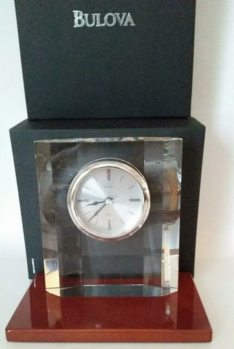 Bulova Executive Desk Or Mantel Clock Quartz