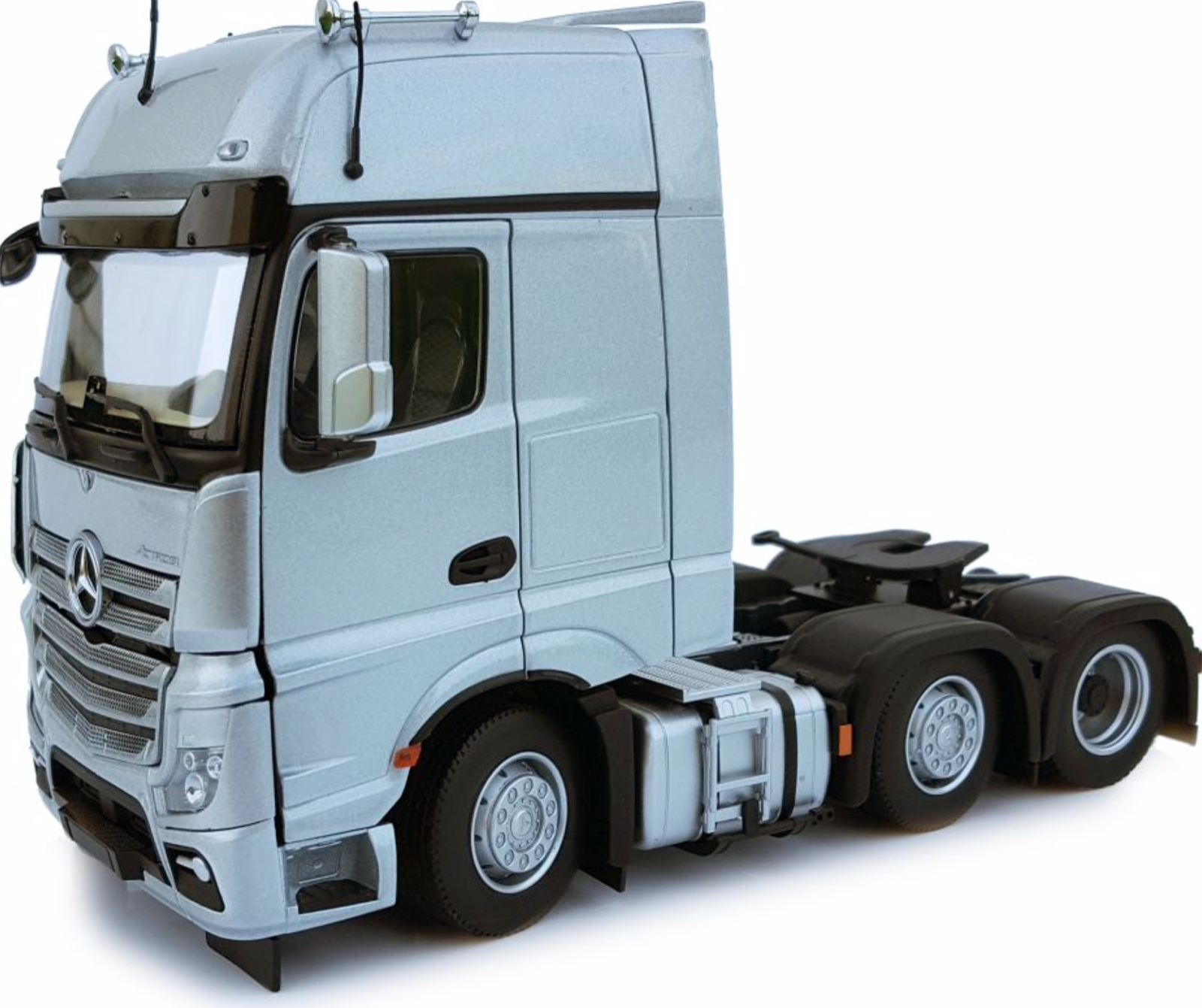 Модель mercedes actros. Модель mercedes actros. Actros mercedes benz gigaspace 2024. Модель mercedes actros. Масштабные модели мерседес актрос.