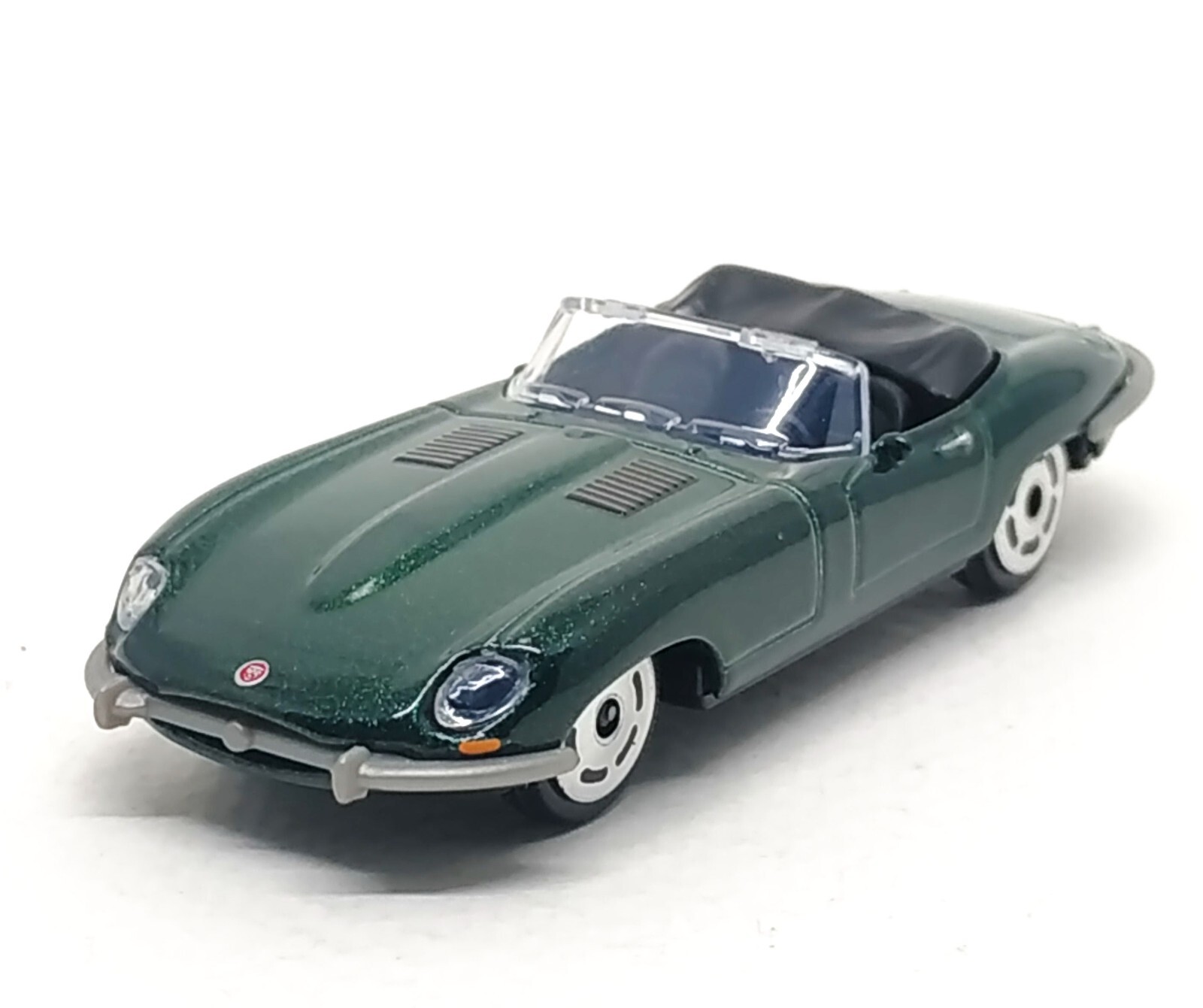 （1941）　MAJORETTE　No.207　フランス製　ジャガー　タイプ　E Majorette Jaguar Type E V12 Red No. 207 Vintage Diecast Car