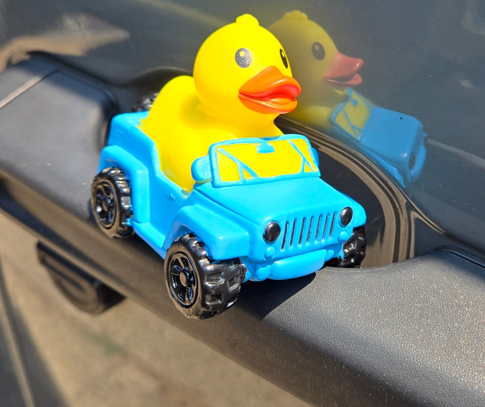 【新品】Jeep Duck フィギュアセット $_57.JPG?set_id=880000500F
