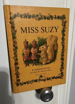 Vintage 1964 MISS SUZY by Miriam Young Arnold Lobel Hardcover Squirrel Nice