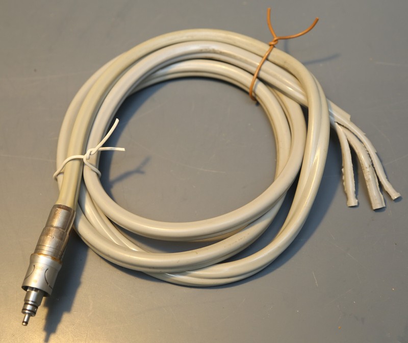 Bastlerbedarf: Siemens Sirona 4-Loch Turbinenschlauch + W&H 904 Schnellkupplung