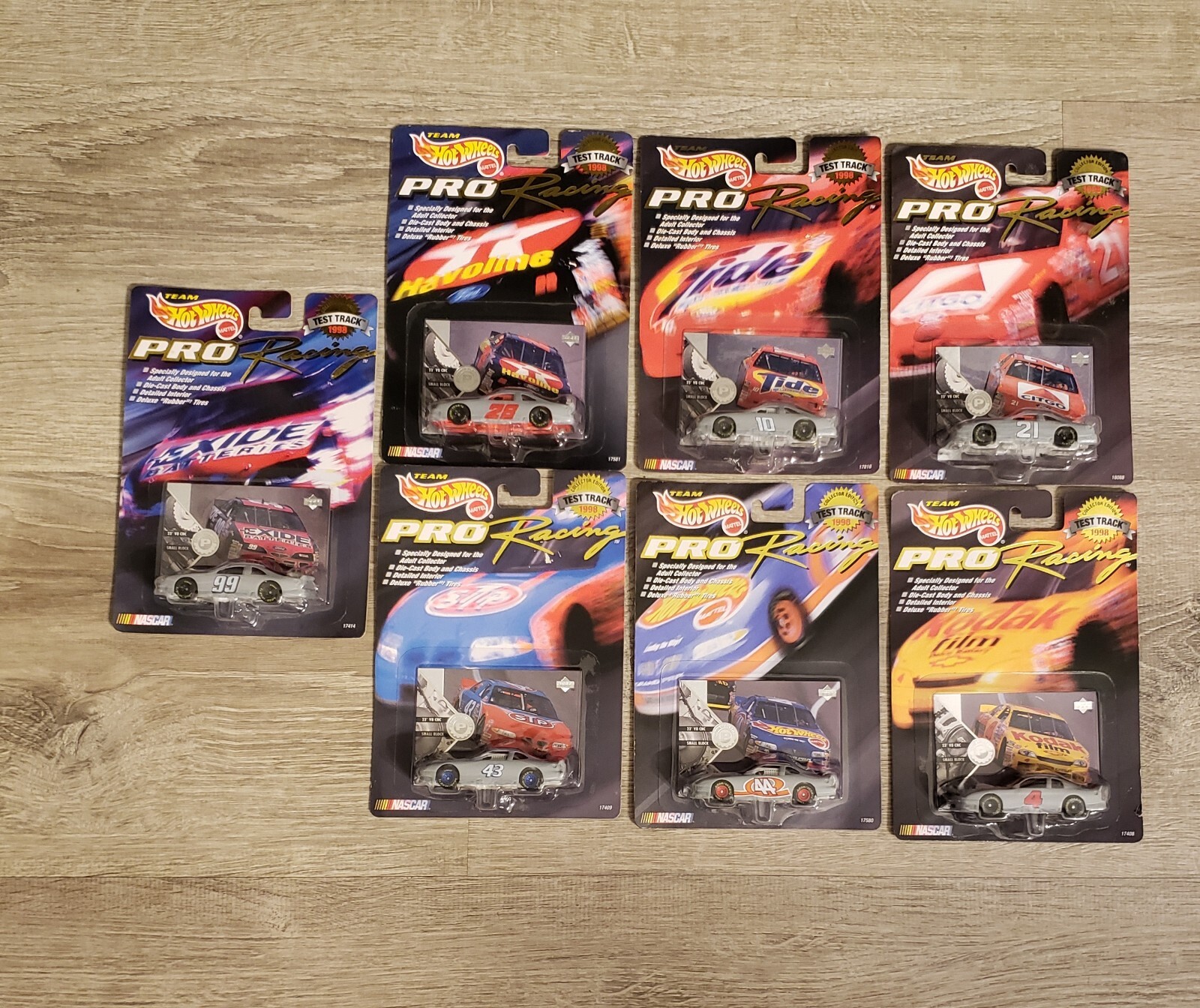 hotwheels pro racing nascar ナスカー hotwheels pro racing nascar ナスカー - メルカリ