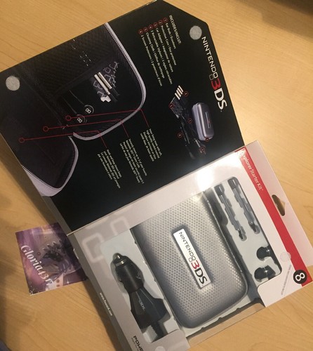 NEW Silver Nintendo 3DS Explorer Starter Kit with 8 items!  ???? Free Shipping