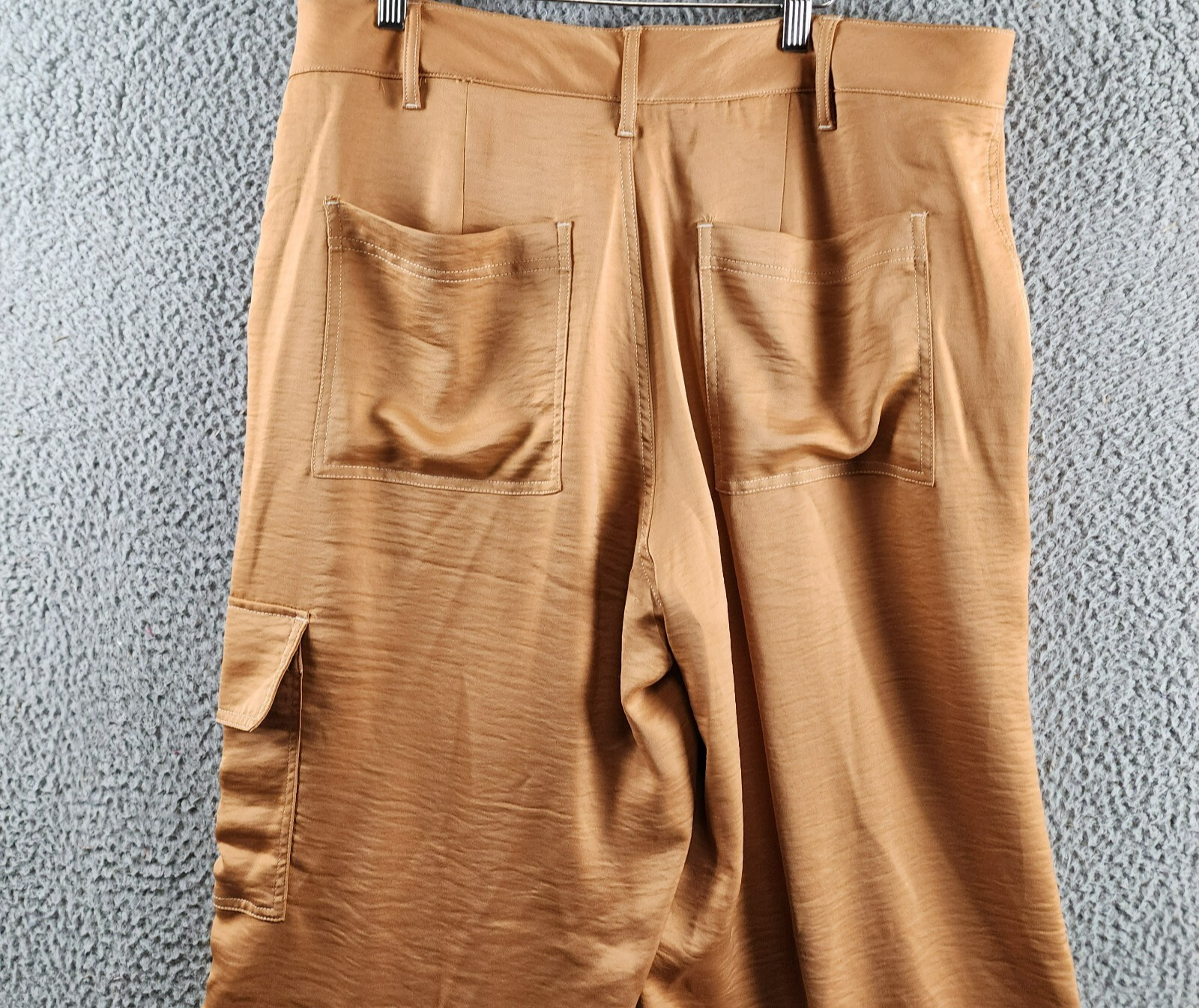 DKNY High Rise Wide-Leg Cargo Pants Women's 16 Tawney Zip Hook & Bar Closure - Picture 14 of 14