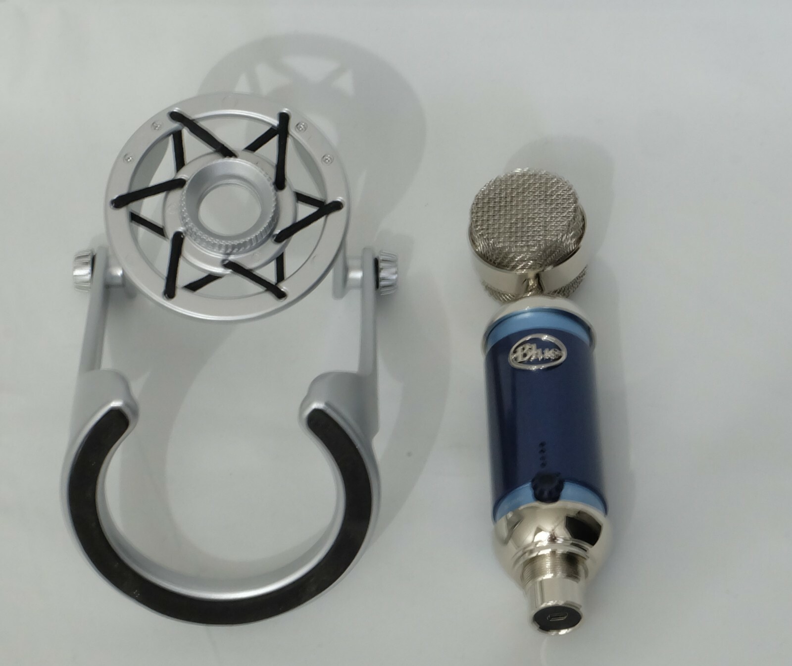Blue Microphones Spark Digital Lightning Condenser Microphone, Cardioid