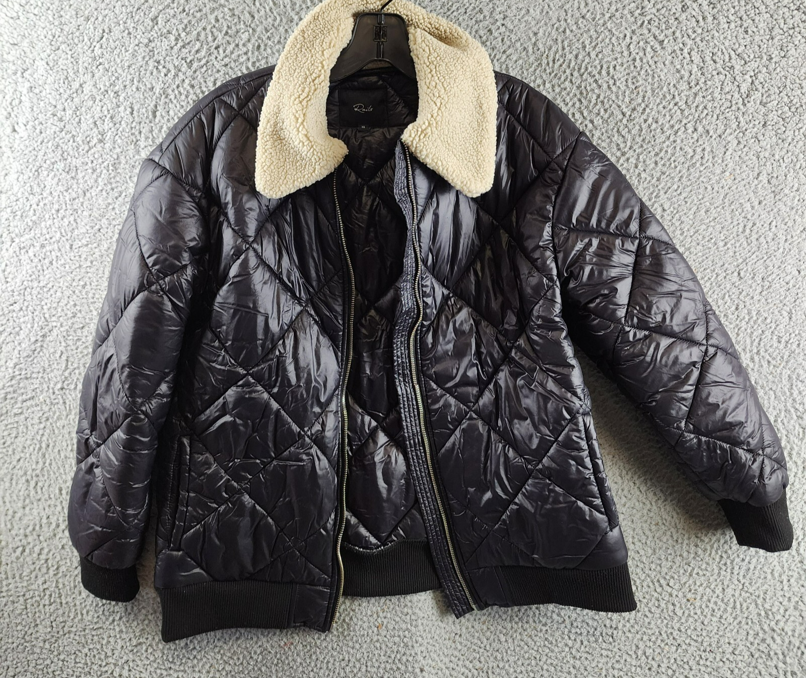 Rails Shay Diamond Quilted Jacket Womens XS Black Faux Shearling Collar Full Zip - Picture 2 of 17