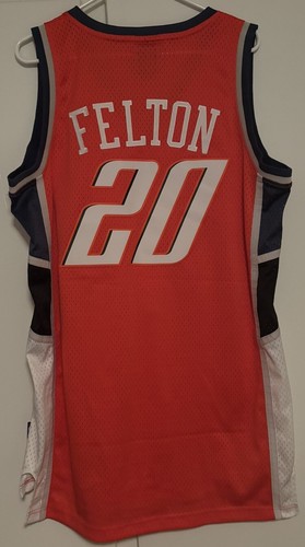 champion nba Charlotte Bobcats リバーシブル 廃盤 champion nba Charlotte Bobcats リバーシブル 廃盤 - メルカリ