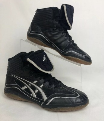 old asics wrestling shoes