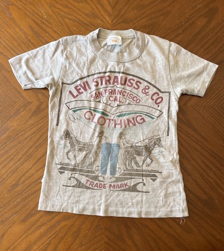Vintage 70s Levi's Jean cowboy tab logo Tshirt White Tab Vintage 70s Levi's Jean cowboy tab logo Tshirt White Tab