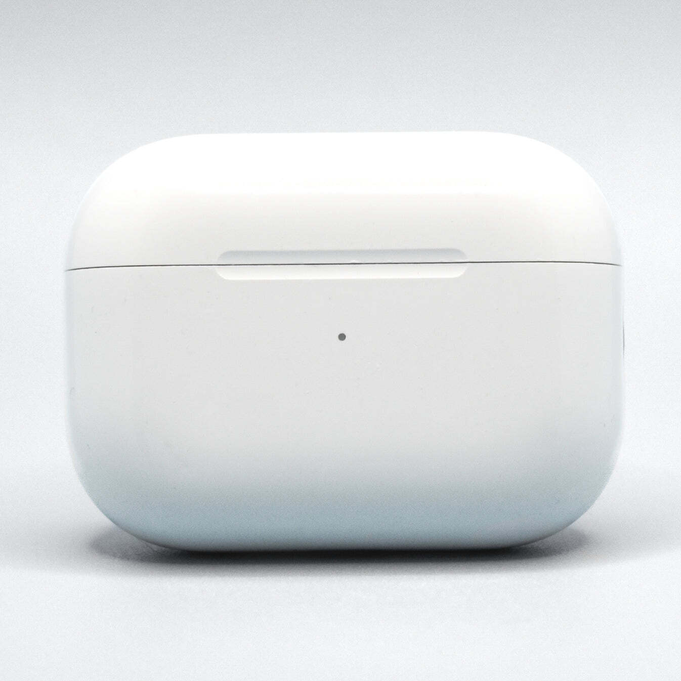 【正規品】Apple AirPods Pro 2 Lightning Apple AirPods Pro 2nd Gen with Wireless Charging Case