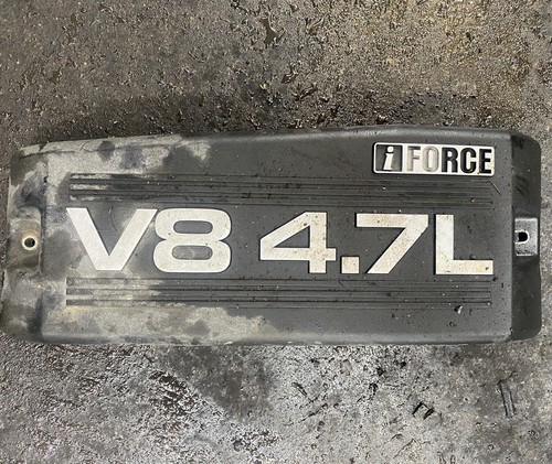2002-2006 TOYOTA TUNDRA 4.7L 8CYL ENGINE COVER 22266-50040