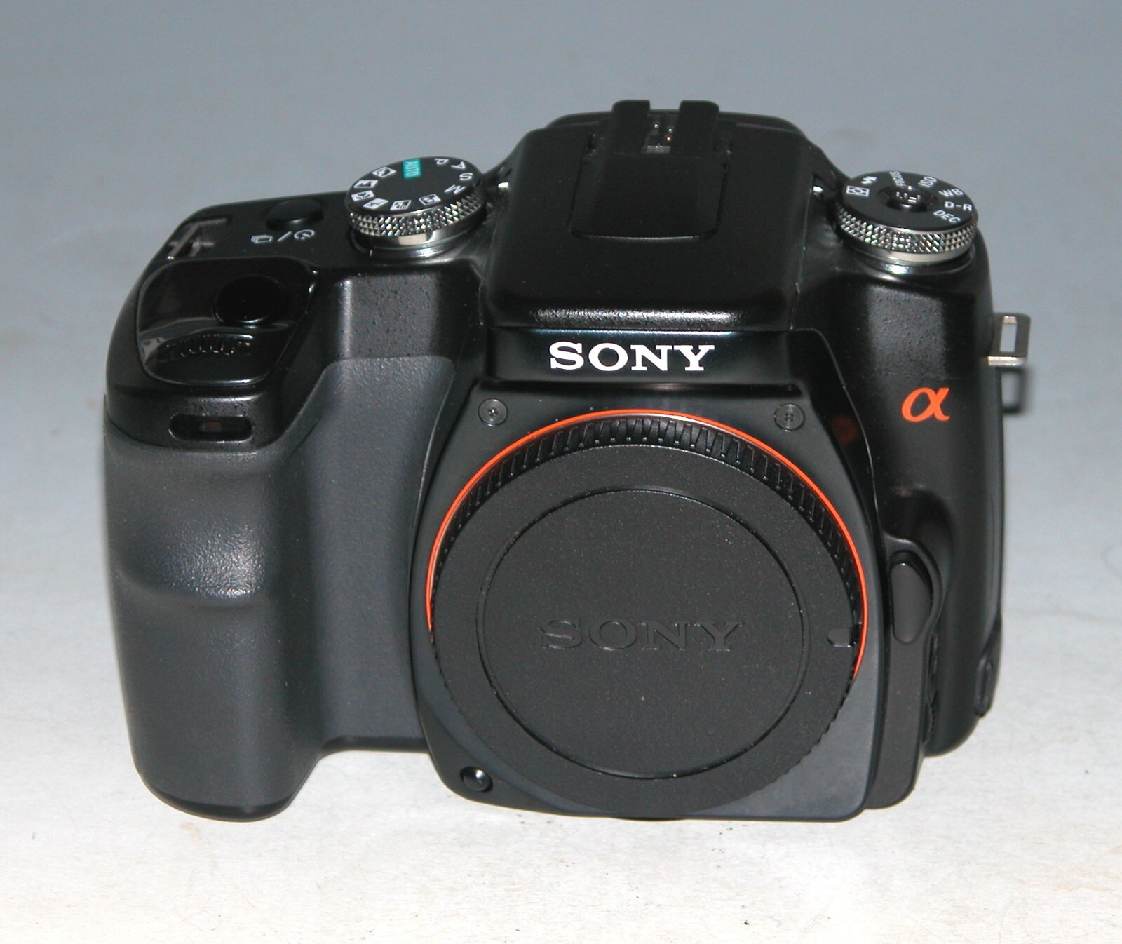 Sony Alpha a100 10.2MP Digital SLR Camera (Body Only) #9445