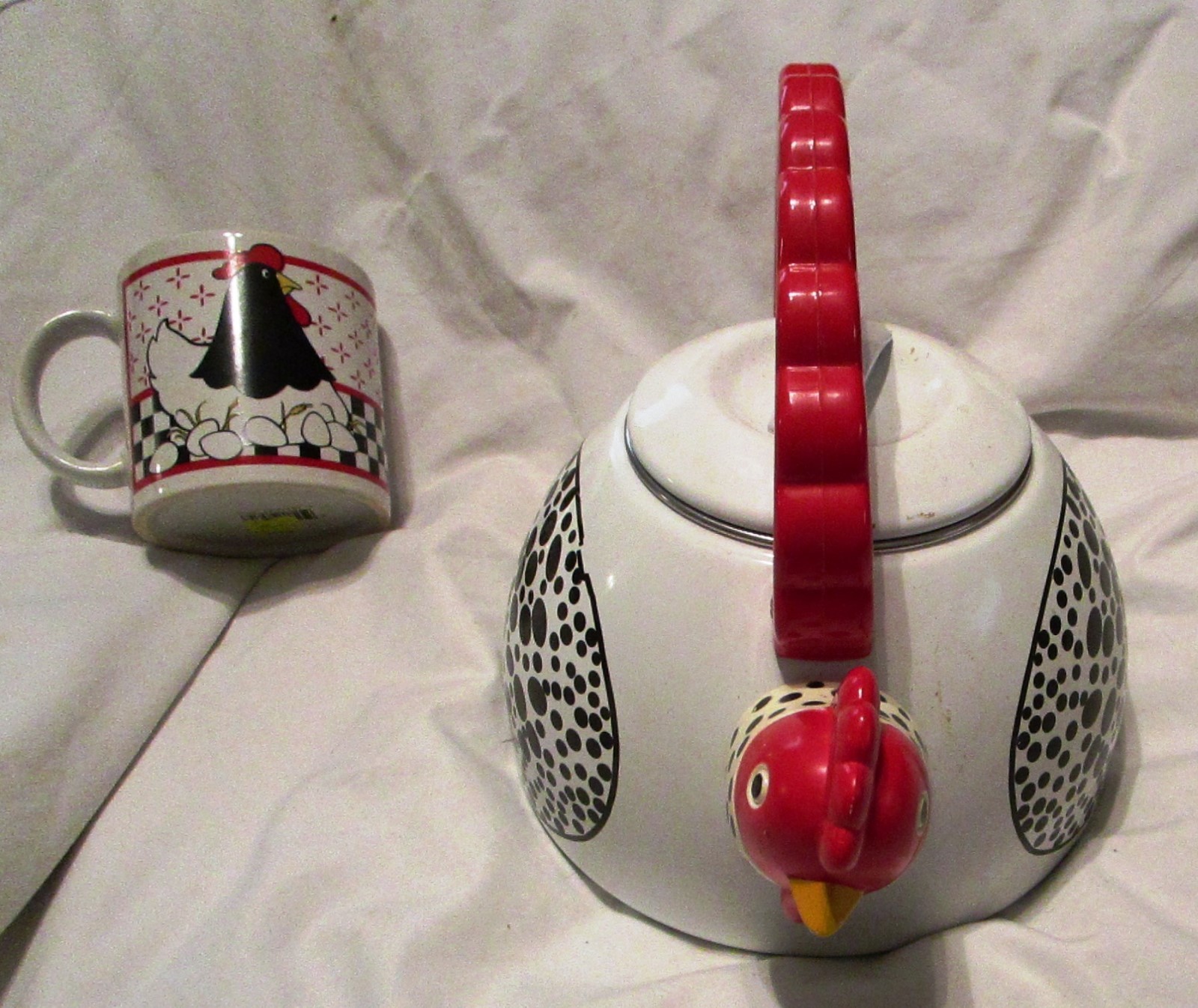 Good Morning! National Housewares Chicken Teapot (Watkins) & Bonus Mug