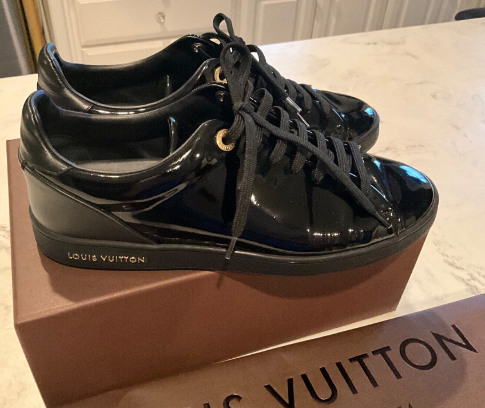 LOUIS VUITTON Frontrow Black Patent Leather Low Top Sneakers LOUIS VUITTON Frontrow Black Patent Leather Low Top Sneakers