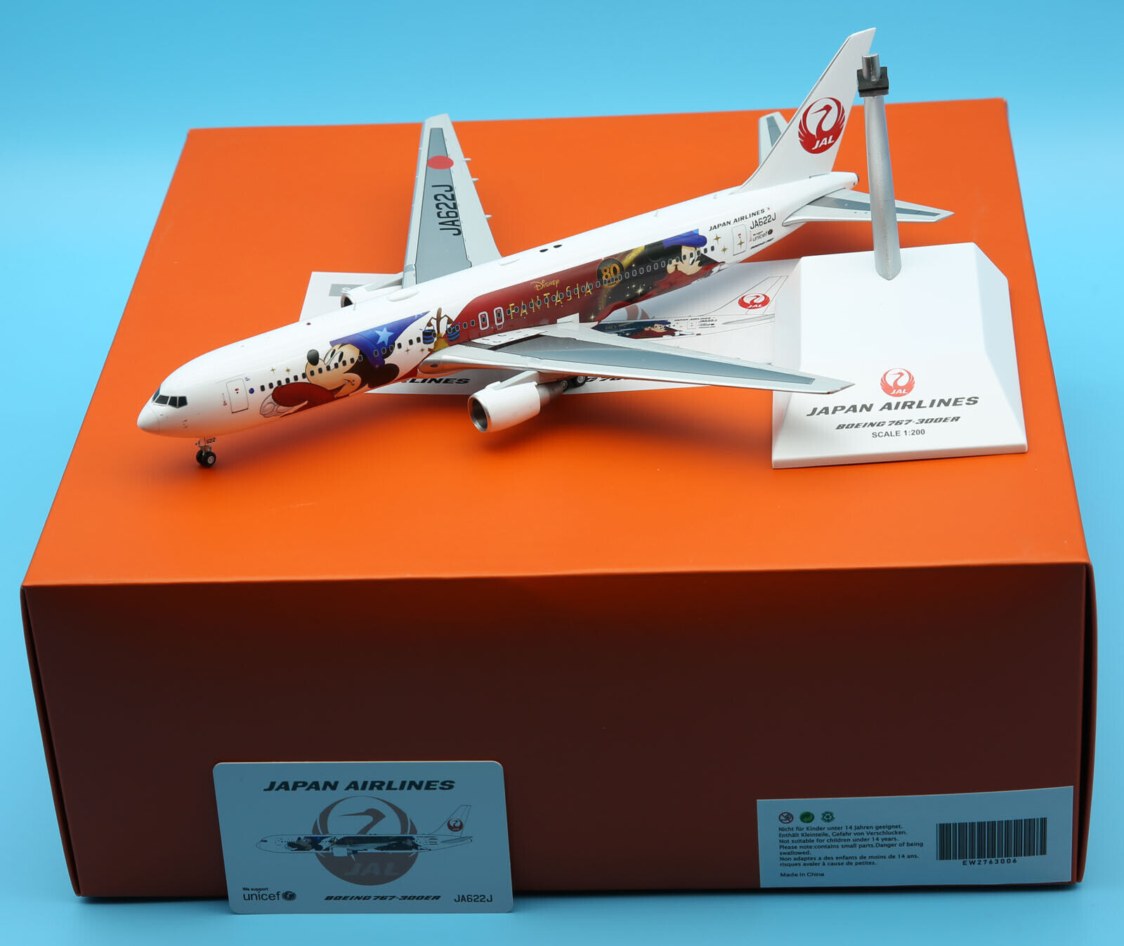 JC Wings 1:200 JAL Japan Airlines Boeing 767-300ER Diecast JC Wings 1:200 JAL Japan Airlines Boeing 767-300ER Diecast