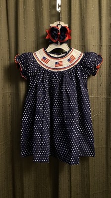 Girls NWT Lil Cactus Smocked Dress Long Puffy Sleeves Free Bow 18-24 Months