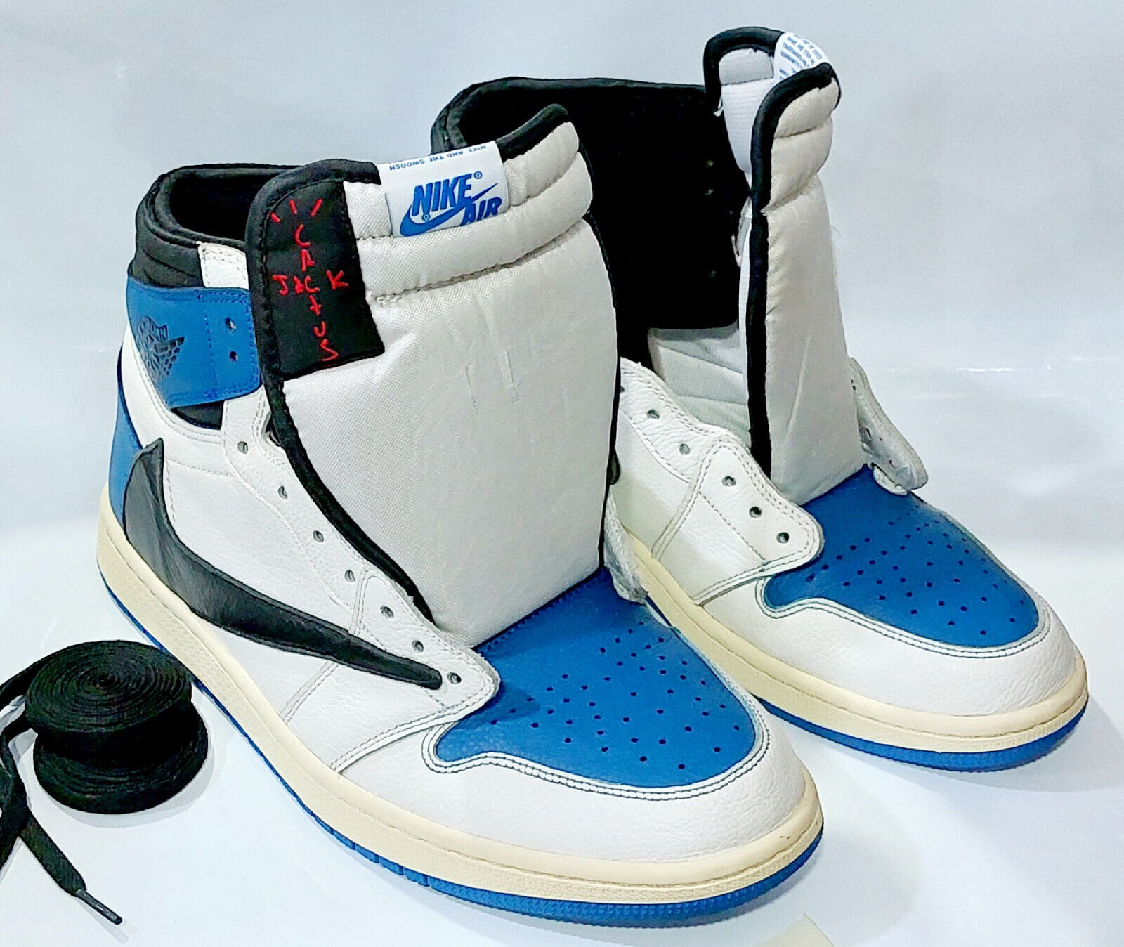 Nike Air Jordan 1 Travis Scott Fragment X US.Sz 11 ref Nike Air Jordan 1 Travis Scott Fragment X US.Sz 11 ref