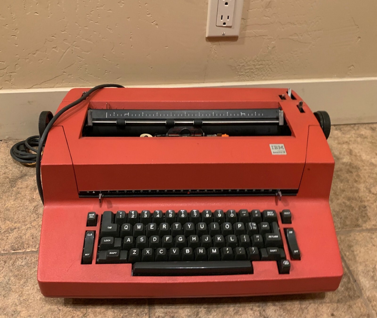 Red IBM Correcting Selectric ii TypewriterのeBay公認海外通販｜セカイモン