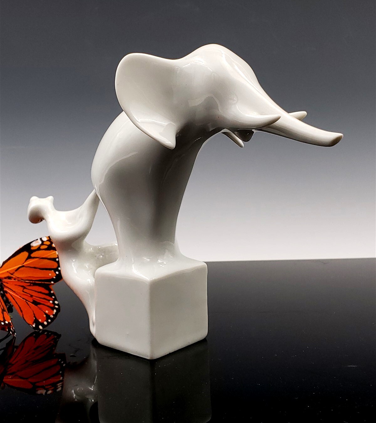 Royal Dux Elephant & Trainer Figure - Jaroslav Jezek White