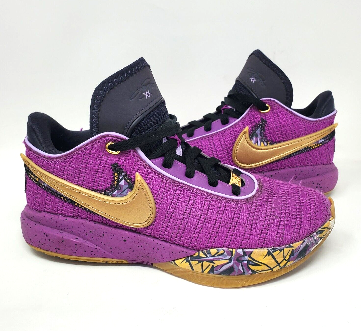 Nike LeBron XX 20 Lakers Pink Diamond Collection Size 5