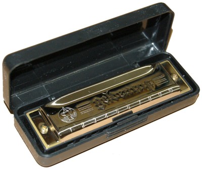 Harmonica Golden Cup HD10 ( Key of A, B, C, D, E, F or G )