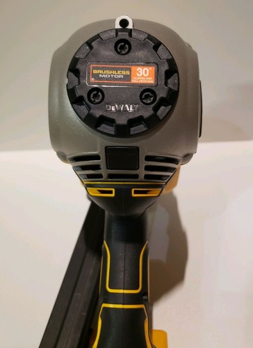 DEWALT DCN692B 20v Max XR Brushless Dual Speed Nailer