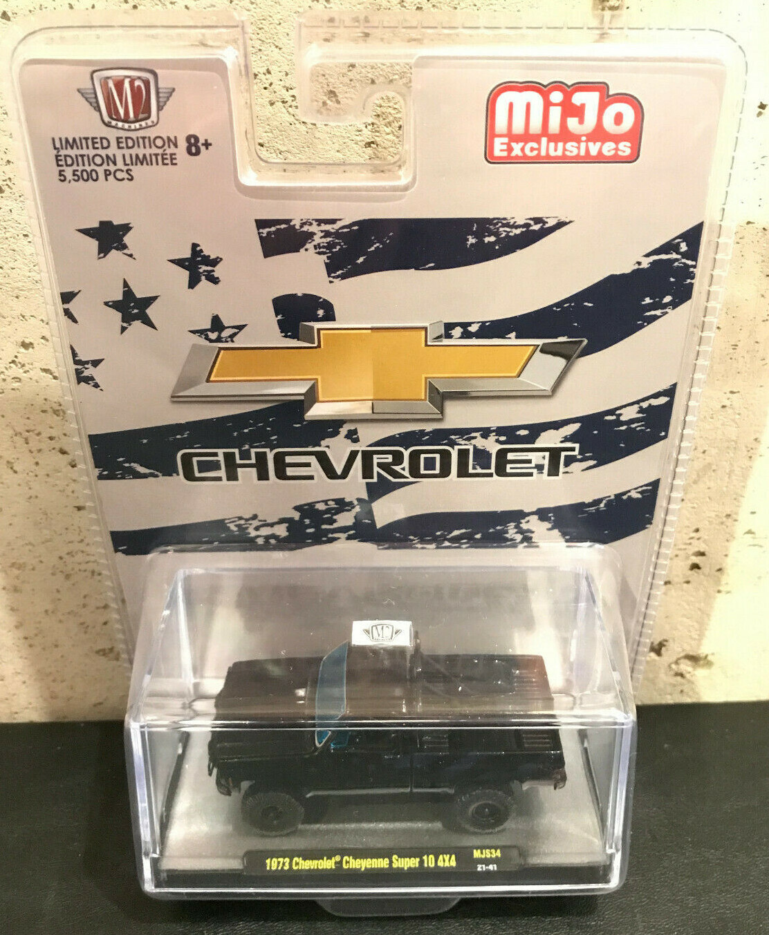 M2 Machines Stars & Stripes 1973 Chevrolet Cheyenne Super 10