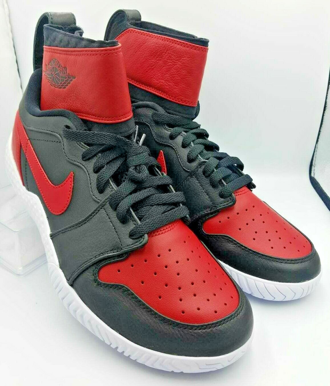 serena williams tennis shoes