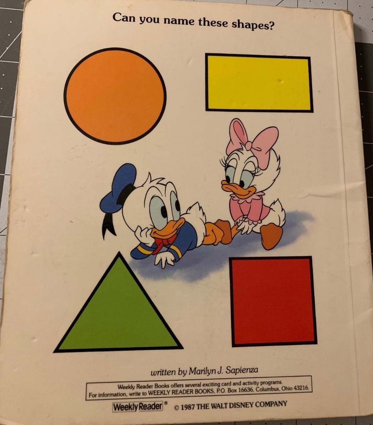 DISNEY BABY'S FIRST BOARD BOOK BABY DONALD MAKES A SNOWFRIEND