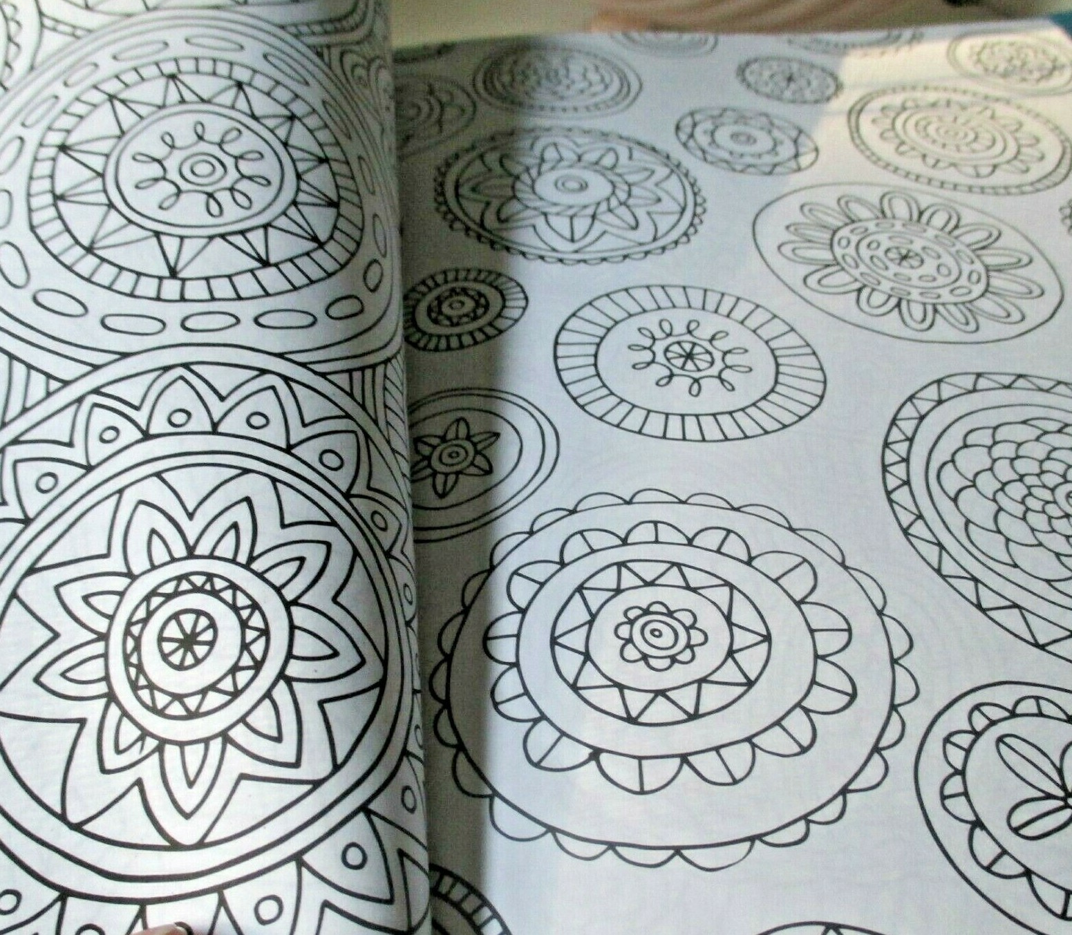 Darice coloring book Geometric Patterns 32 pages NWT